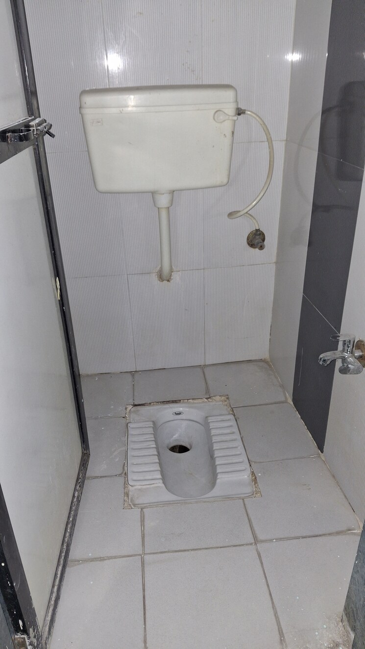 Bathroom, riddhi-siddhi-akruti 1 Bedroom 680 Sq.Ft. Apartment In Ulwe Navi Mumbai 9499599