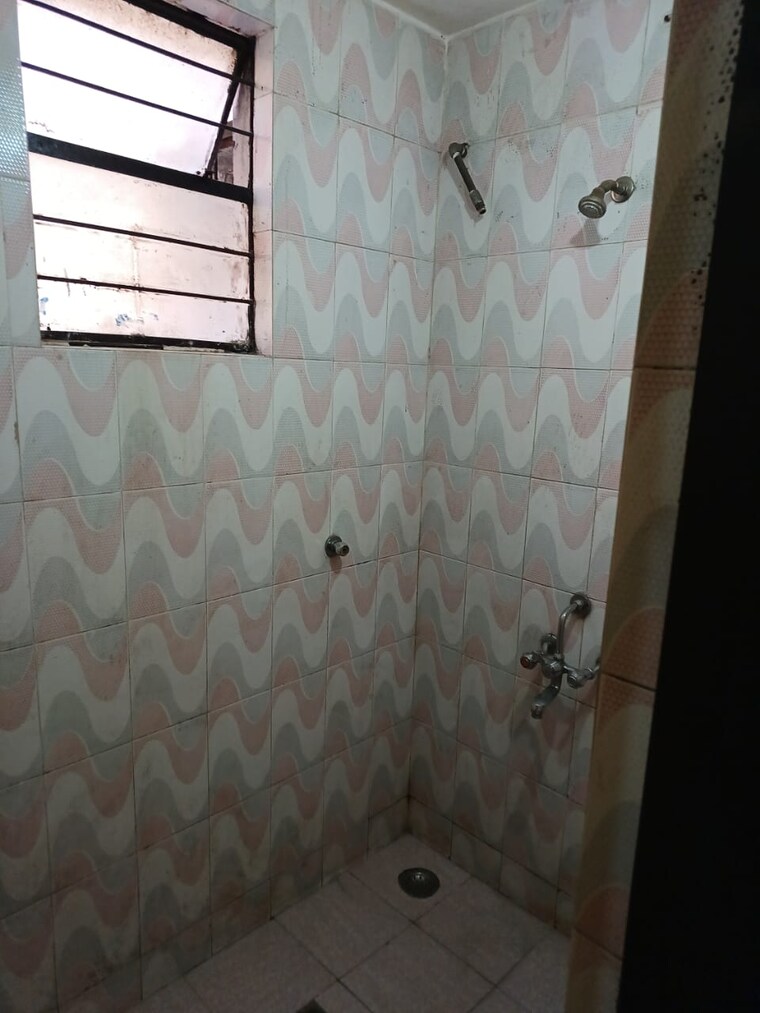 Bathroom, rasta peth 1 Bedroom 550 Sq.Ft. Apartment In Rasta Peth Pune 9499671