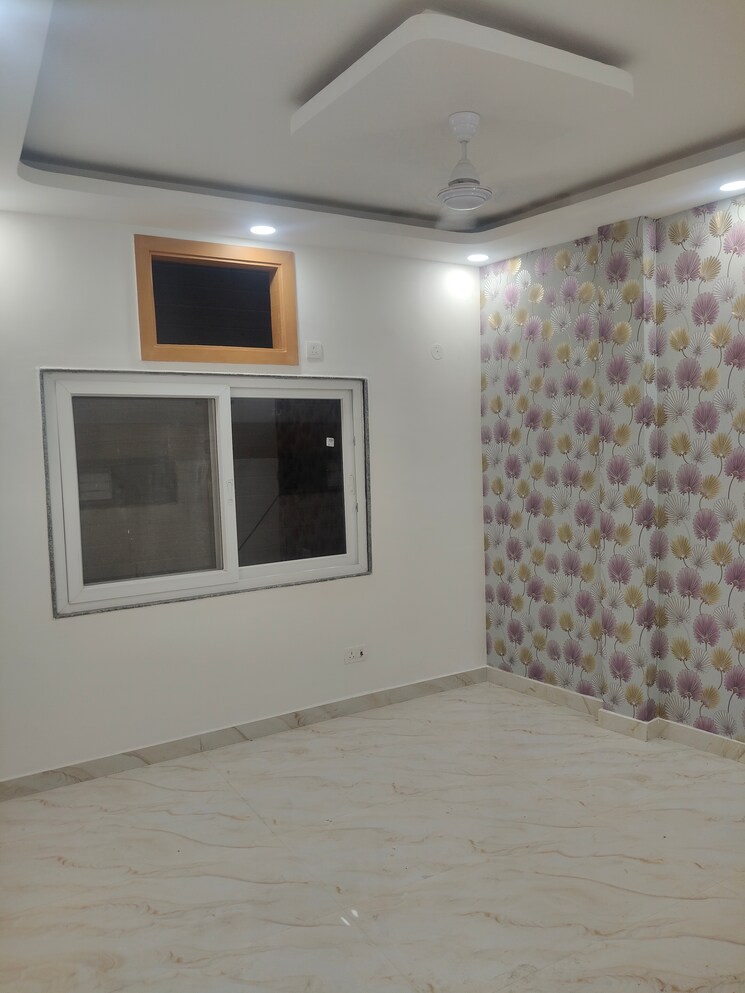 Room, govindpuri 2 Bedroom 600 Sq.Ft. Builder Floor In Govindpuri Delhi 9499655