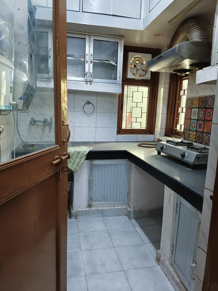 Kitchen, ip extension 2 Bedroom 950 Sq.Ft. Apartment In Ip Extension Delhi 9499665