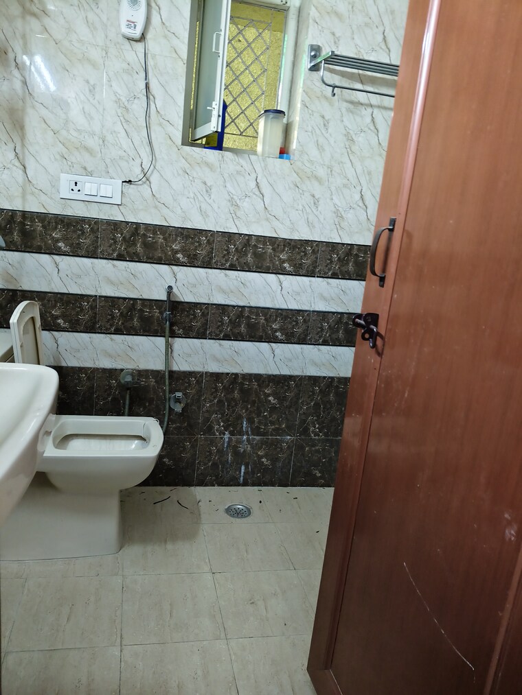 Balcony, ip extension 2 Bedroom 950 Sq.Ft. Apartment In Ip Extension Delhi 9499665