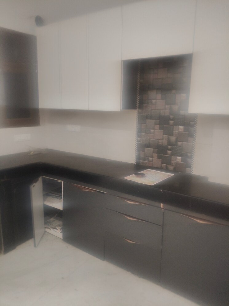 Kitchen, bhogal 4 Bedroom 1800 Sq.Ft. Builder Floor In Bhogal Delhi 9499676