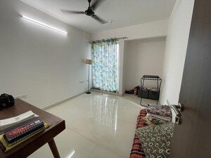 Bedroom in 2 BHK Apartment at Sheth Avalon, Laxmi Nagar – for Rent
