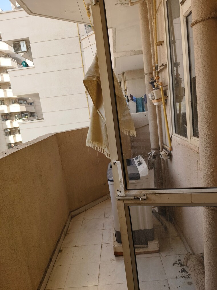 Balcony, pyramid-urban-homes 2 Bedroom 625 Sq.Ft. Apartment In Sector 70a Gurgaon 9499748