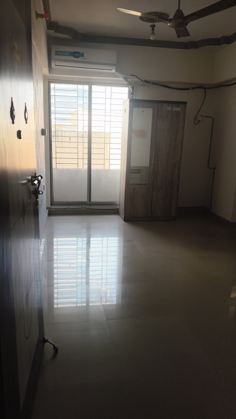 Room, prabhadevi Pg For Boys & Girls In Prabhadevi 9499757