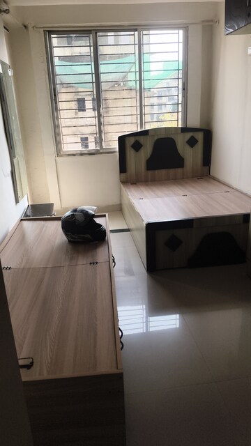 Room in  Pg at Prabhadevi – for Rent