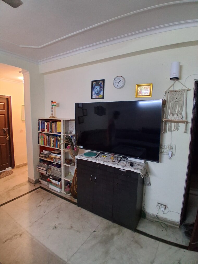 Living Room, saket 3 Bedroom 800 Sq.Ft. Builder Floor In Saket Delhi 9499770