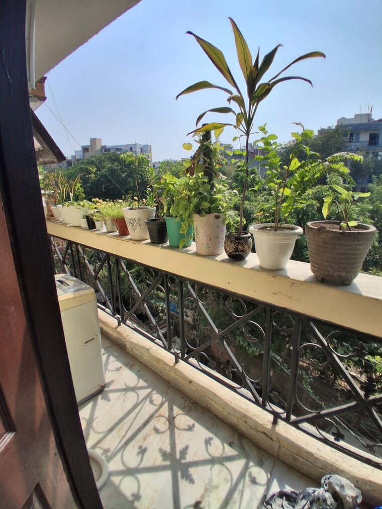 Balcony, saket 3 Bedroom 800 Sq.Ft. Builder Floor In Saket Delhi 9499770