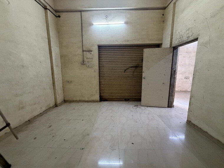 Bathroom, goregaon west Commercial Office Space 250 Sq.Ft. In Goregaon West Mumbai 9499765