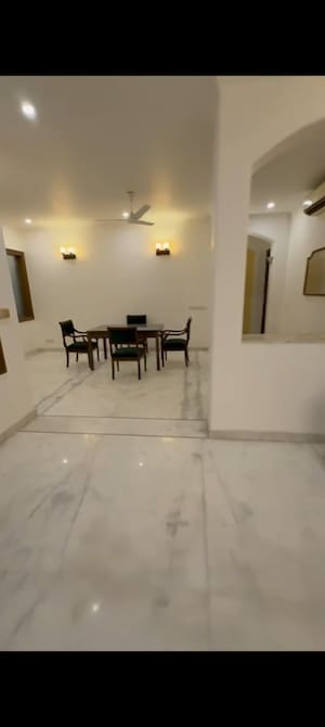 Living Room in 3 BHK Builder Floor at Sector 40 – for Rent