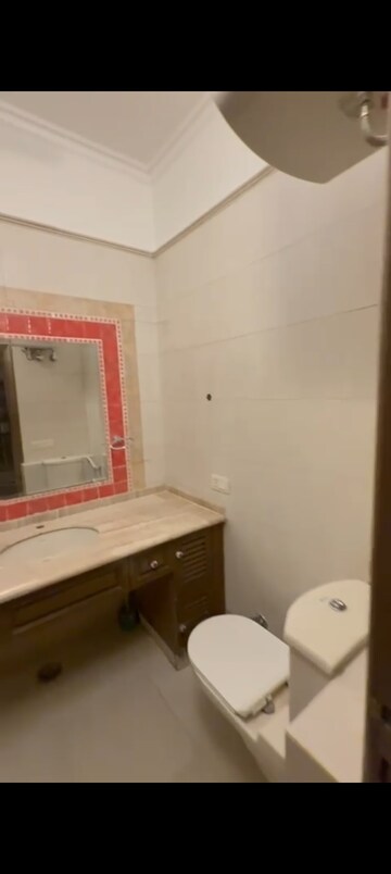 Bathroom in 3 BHK Builder Floor at Sector 40 – for Rent