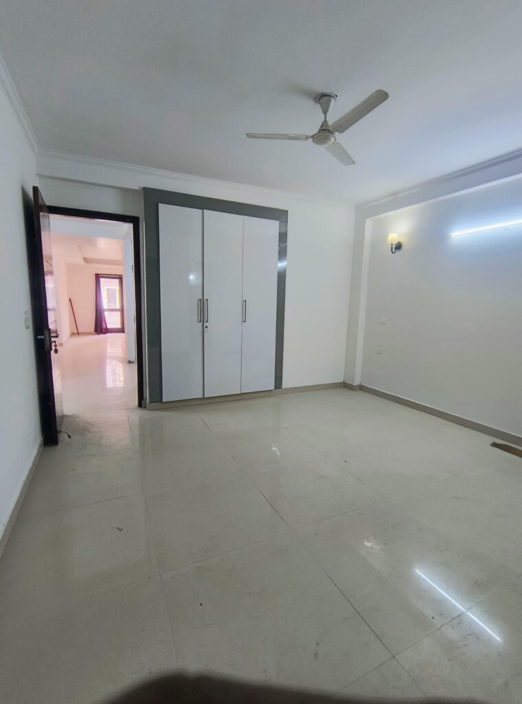 Room, saket 3 Bedroom 1250 Sq.Ft. Builder Floor In Saket Delhi 9499802