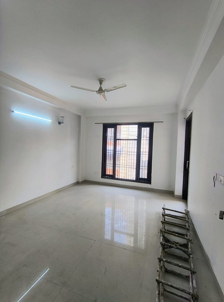 Room, saket 3 Bedroom 1250 Sq.Ft. Builder Floor In Saket Delhi 9499802