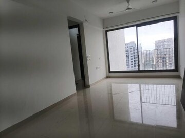 Room in 3 BHK Apartment at Surbhi CHS Andheri West, Andheri West – for Rent