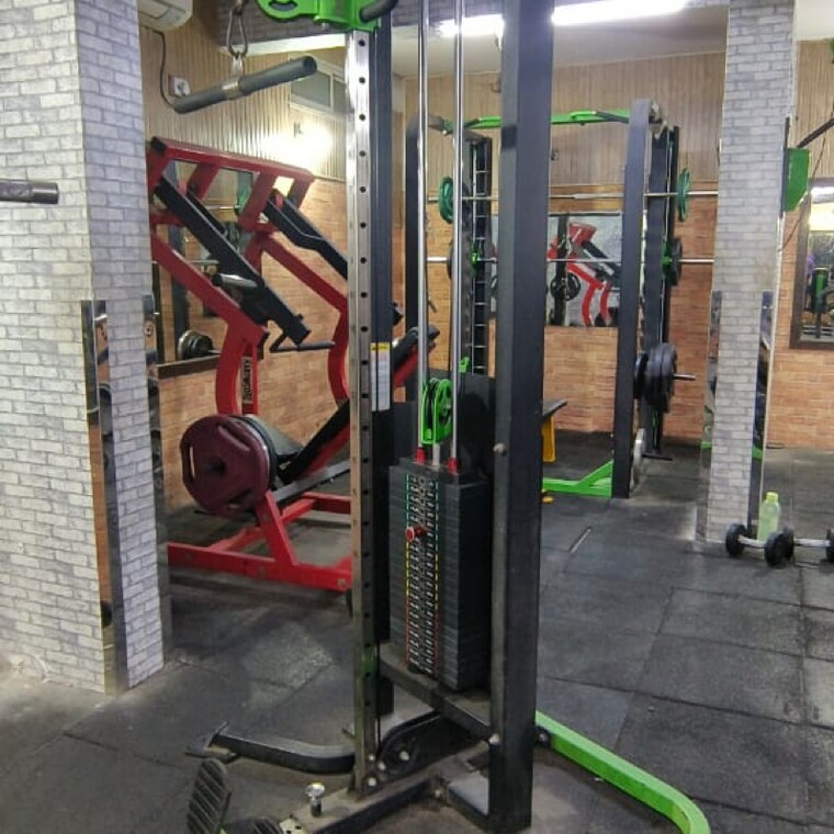 Gym, veena-chs-dombivli Commercial Shop 2000 Sq.Ft. In Ramnagar Thane 9499833