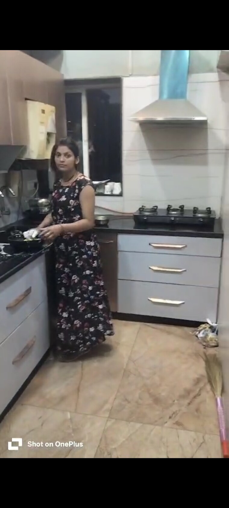 Kitchen, ip extension 3 Bedroom 1350 Sq.Ft. Apartment In Ip Extension Delhi 9499841