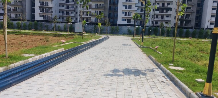  Parking, sector 3  125 Sq.Yd. Plot In Sector 3 Dharuhera 9499835