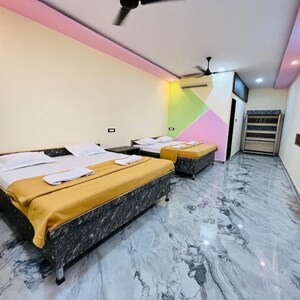 Bedroom in 5 BHK Villa at Karjat – for Rent