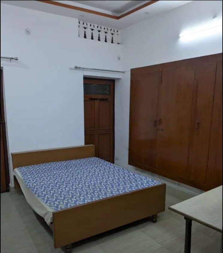 Bedroom, hazratganj 3 Bedroom 1750 Sq.Ft. Apartment In Hazratganj Lucknow 9480350