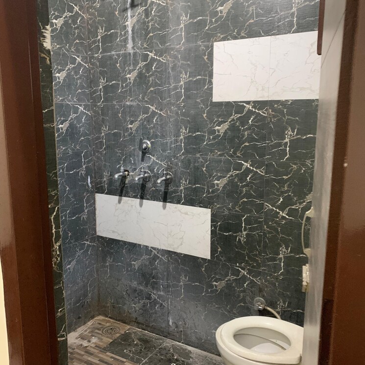 Bathroom, divine-apartment-zirakpur 1.5 Bedroom 1000 Sq.Ft. Independent House In Vip Road Zirakpur 9499875