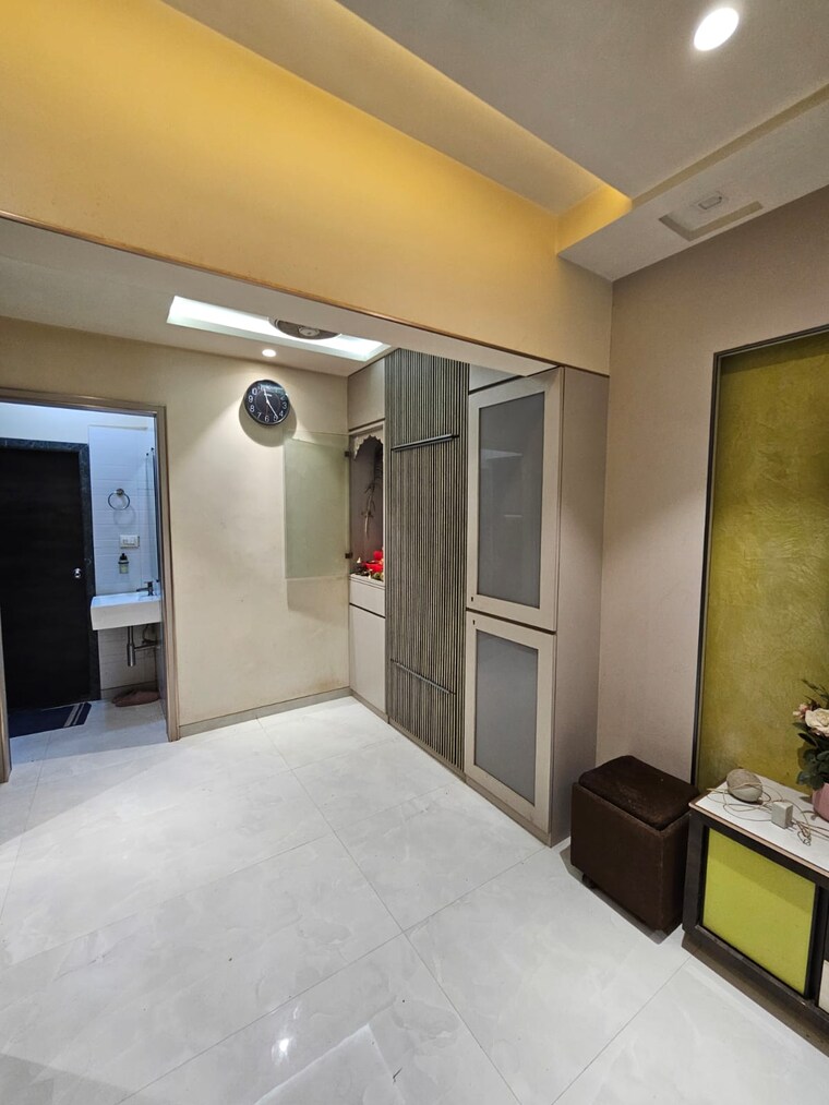 Room, ng-suncity 2 Bedroom 871 Sq.Ft. Apartment In Kandivali East Mumbai 9499893