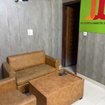 1.5 BHK 1000 Sq.Ft. Apartment in Metro Trade Center