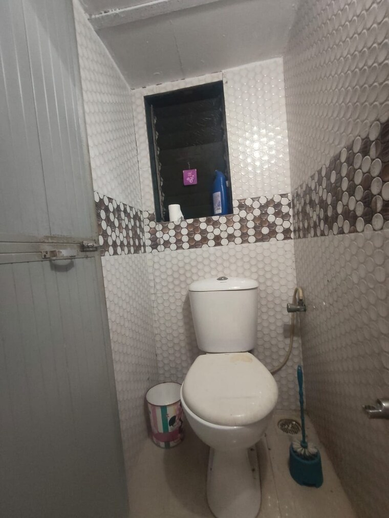 Bathroom, tulsi-darshan-society 1 Bedroom 600 Sq.Ft. Apartment In Kopar Khairane Navi Mumbai 9499915