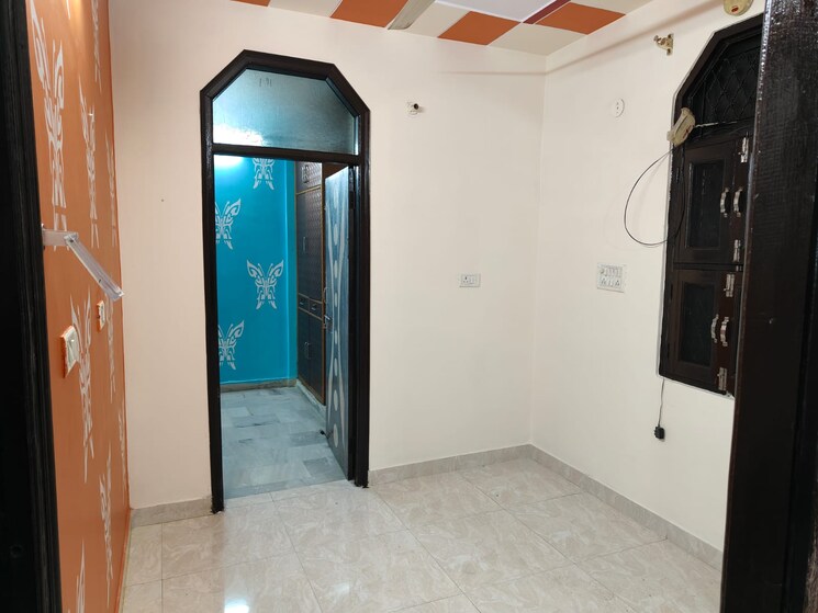 undefined, mayur vihar 2.5 Bedroom 800 Sq.Ft. Builder Floor In Mayur Vihar Delhi 9499921