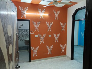 Room in 2.5 BHK Builder Floor at Mayur Vihar – for Rent