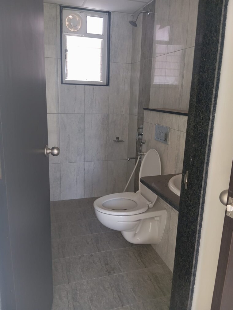 Bathroom, punawale 2 Bedroom 750 Sq.Ft. Apartment In Punawale Pune 9499917