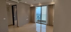 2 BHK Apartment For Sale in Hiranandani Highland