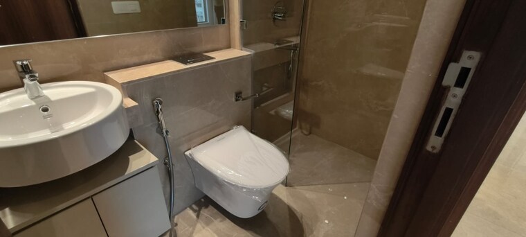 Bathroom, hiranandani-highland 2 Bedroom 598 Sq.Ft. Apartment In Powai Mumbai 9499938