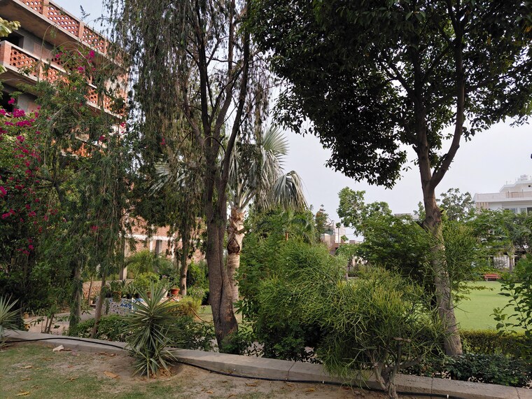 Garden, zestha-bhagirath-vihar-residency  200 Sq.Yd. Plot In Sector 27 Yamuna Expressway Greater Noida 9499961