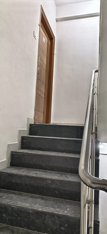 Furnished Amenities in 1 BHK Builder Floor at Wadgaon Sheri – for Rent