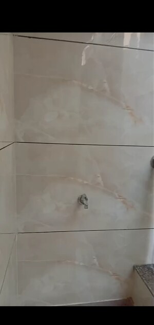 Room in 2 BHK Independent House at Dwarka Mor – for Sale