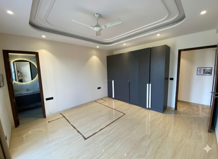 Master Bedroom, greater kailash i 4 Bedroom 4200 Sq.Ft. Builder Floor In Greater Kailash I Delhi 9499981