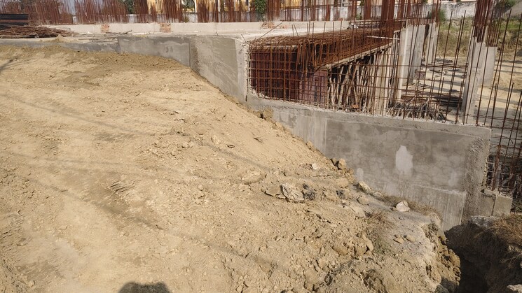 Balcony, vrindavan yojna 2.5 Bedroom 1330 Sq.Ft. Apartment In Vrindavan Yojna Lucknow 9499989