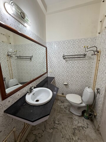  2 BHK Builder Floor at Kalkaji – for Rent