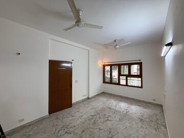 Room in 2 BHK Builder Floor at Kalkaji – for Rent