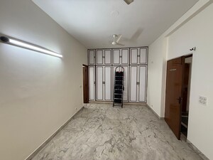 Room in 2 BHK Builder Floor at Kalkaji – for Rent