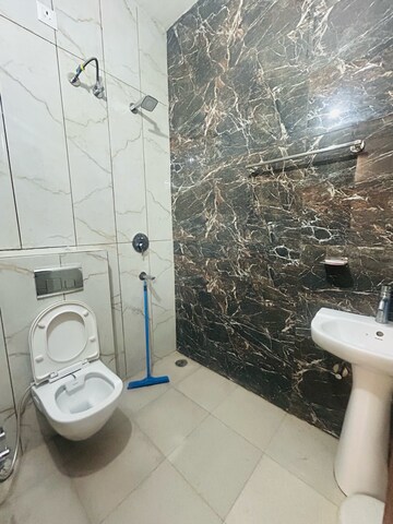 Bathroom in 2 BHK Apartment at Sunny Enclave – for Rent