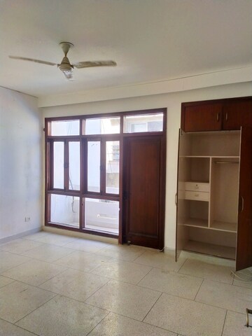 Master Bedroom in 2.5 BHK Builder Floor at Greater Kailash ii – for Rent