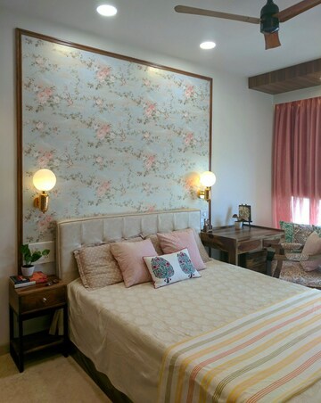 Bedroom in 5 BHK Apartment at Lodha Bellissimo, Mahalaxmi – for Sale