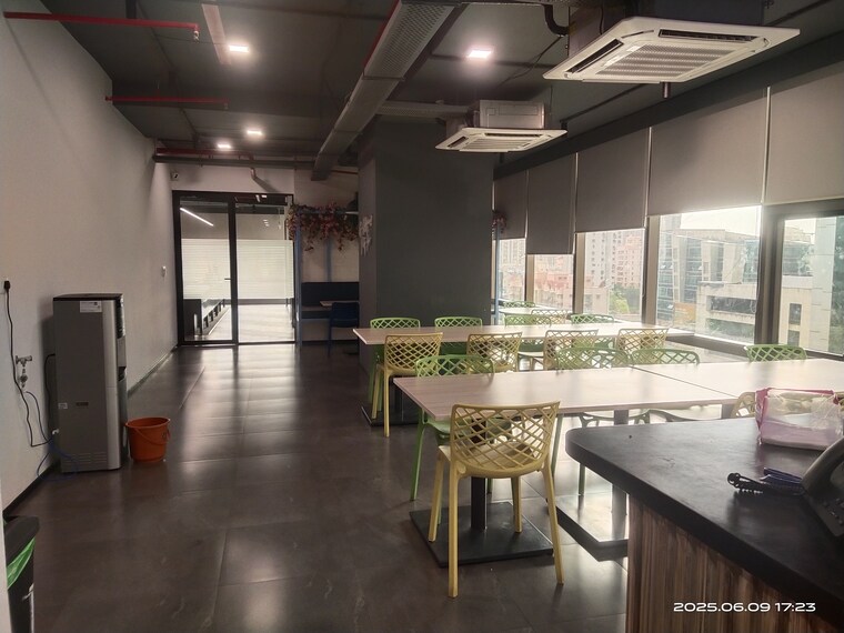Kitchen, lotus-nilkamal-business-park Commercial Office Space 7500 Sq.Ft. In Andheri West Mumbai 9500023