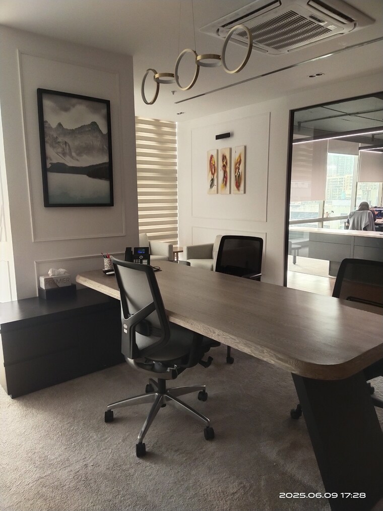 Team Area, lotus-nilkamal-business-park Commercial Office Space 7500 Sq.Ft. In Andheri West Mumbai 9500023