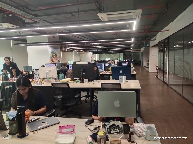 Team Area, lotus-nilkamal-business-park Commercial Office Space 7500 Sq.Ft. In Andheri West Mumbai 9500023