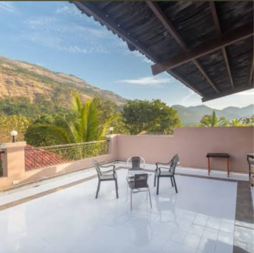 Swimming Pool in 3 BHK Villa at Karjat – for Sale