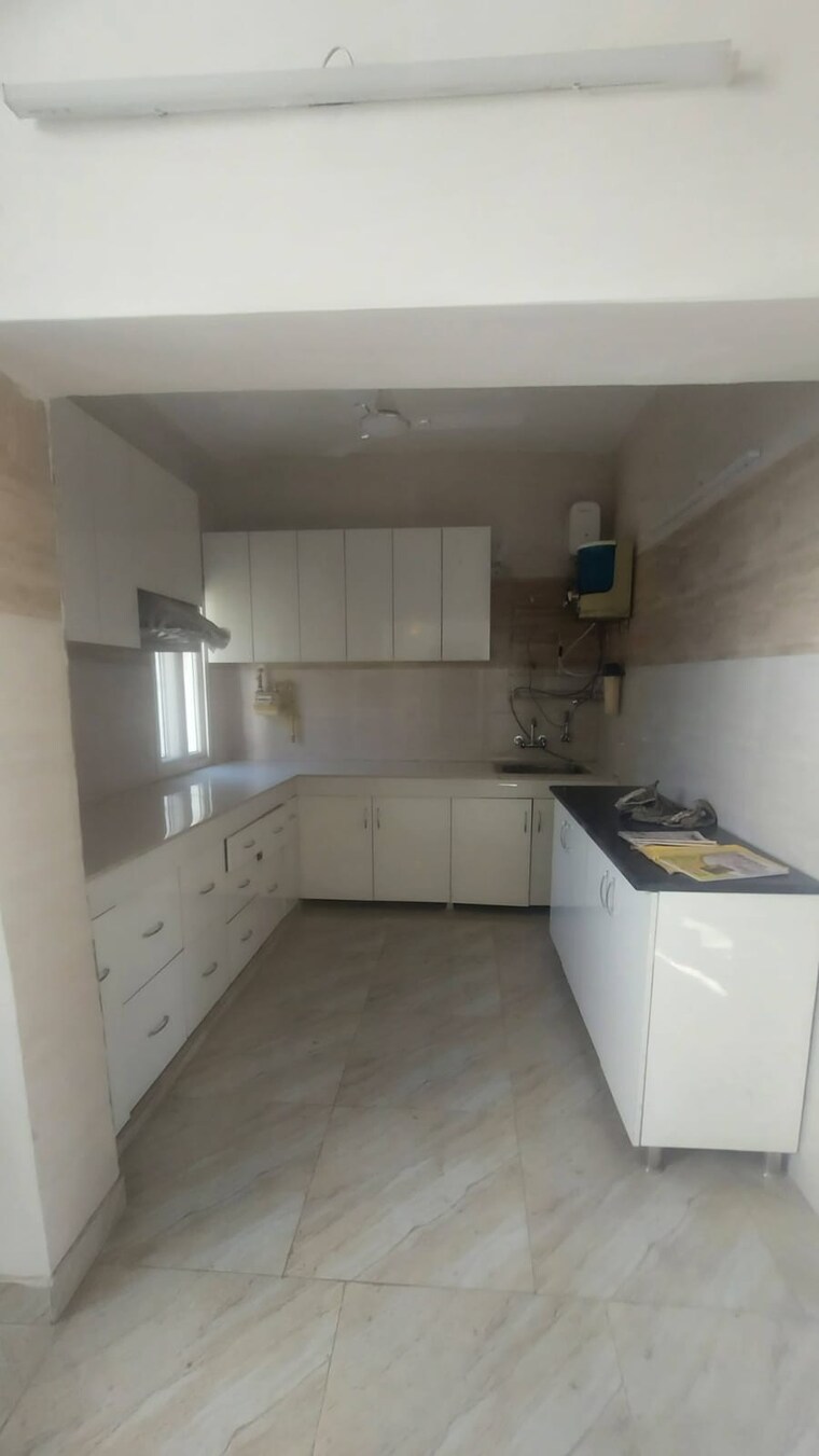 Kitchen, saket 3.5 Bedroom 2100 Sq.Ft. Apartment In Saket Delhi 9500093