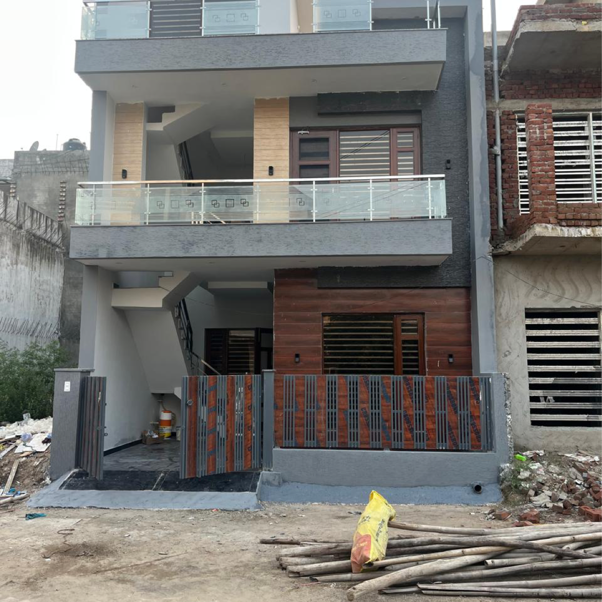 4 BHK Independent House For Sale in Sunny Enclave