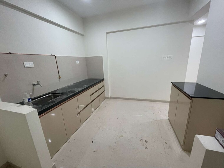 Kitchen, kumar-primrose 3 Bedroom 1686 Sq.Ft. Apartment In Kharadi Pune 9500099